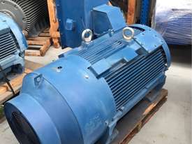220 kw 300 hp 6 pole 415 volt Teco IP66 AC Electric Motor - picture0' - Click to enlarge