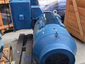 220 kw 300 hp 6 pole 415 volt Teco IP66 AC Electric Motor - picture1' - Click to enlarge