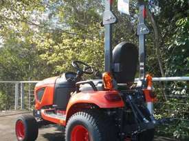 Kubota BX2380V-AU COMPACT TRACTOR - picture1' - Click to enlarge