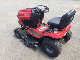 Used craftsman T3000 Ride On Mowers in , - Listed on Machines4u