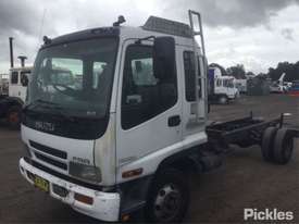 2002 Isuzu FRR550 - picture2' - Click to enlarge