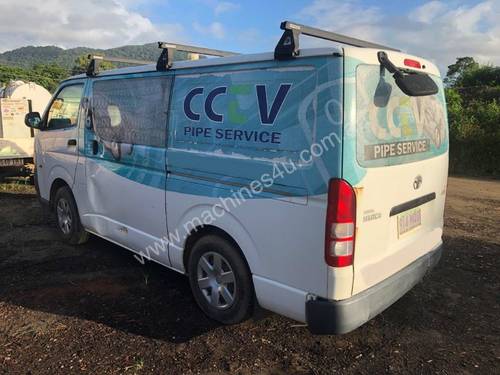 2010 CCTV cable control pipe camera in 2007 Toyota Hiace Van
