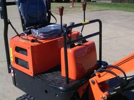 LOVOL 1T Mini Excavator - WAS $14600inc. NOW $13200inc.! - picture2' - Click to enlarge