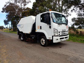Isuzu FRR600 Sweeper Truck - picture0' - Click to enlarge