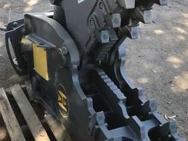 UNUSED pulveriser 18-25T excavator Mustang RH16 - picture2' - Click to enlarge