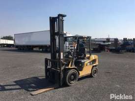 2013 Caterpillar DP35NT - picture2' - Click to enlarge