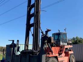 2005 Kalmar DCE100-45E5 Twin Lift Empty Container Handler - picture0' - Click to enlarge