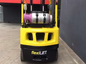 HYSTER H 2.0TX Counterbalance Forklift with Side-shift Refurbished & Repainted - picture1' - Click to enlarge