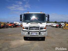 2014 Hino 500 1322 GT8J - picture1' - Click to enlarge