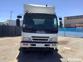 2005 Isuzu FRR 525 Long - picture1' - Click to enlarge