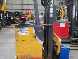 Stand on TCM Reach Truck - picture0' - Click to enlarge