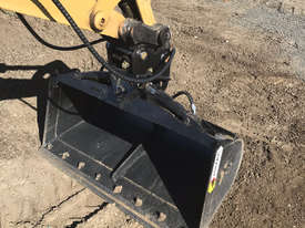 Excavator 1400mm Tilt Bucket  - picture0' - Click to enlarge