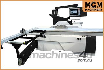 Rema FX 550 Panel Saw From Poland - A 1.4 Tonne beast of a machine.