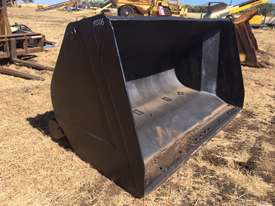 Hydraulic high tilt bucket Suit Hyundai 770 - picture0' - Click to enlarge