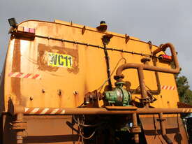 Caterpillar 775F 2011 Water Cart - picture2' - Click to enlarge