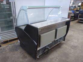 PRESTIGE 1500 CURVED GLASS COLD DELI DISPLAY UNIT - picture2' - Click to enlarge