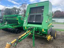 2002 John Deere 592 Round Balers - picture2' - Click to enlarge