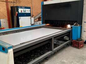 3kw Fiber Laser - 2 x tables - picture0' - Click to enlarge