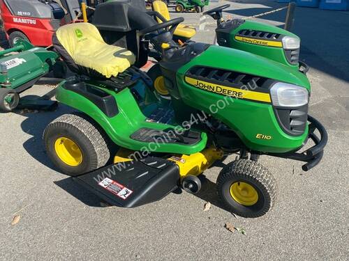 2018 John Deere E110 Lawn Garden Tractors