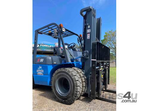 2019 Heli 5T Forklift - Hire