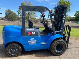 2019 Heli 5T Forklift - Hire - picture0' - Click to enlarge