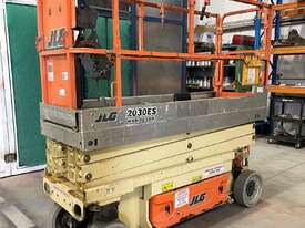 20FT ELECTRIC SCISSOR LIFT - picture2' - Click to enlarge