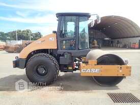 2021 CASE 1110EX-D SMOOTH DRUM VIBRATORY ROLLER (UNUSED) - picture0' - Click to enlarge