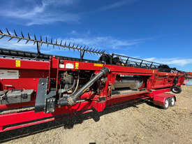 CASE IH 8120 Header(Combine) Harvester/Header - picture2' - Click to enlarge