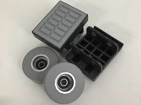 Rubber Pressure Roller Wheels for Edgebanders Edge Banding Machine - picture2' - Click to enlarge
