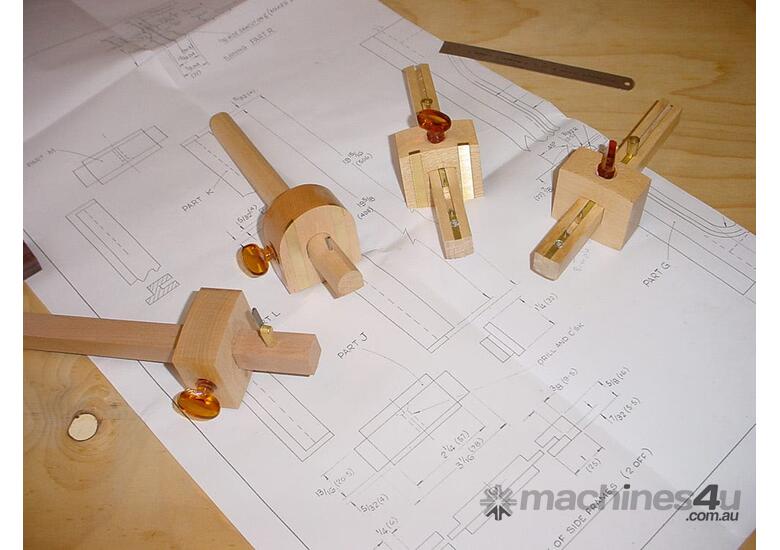 caption Square Head Beech Cutting Gauge with Plated Head 4a by Joseph Marples