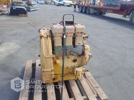 LISTER 3 CYLINDER DIESEL ENGINE - picture0' - Click to enlarge