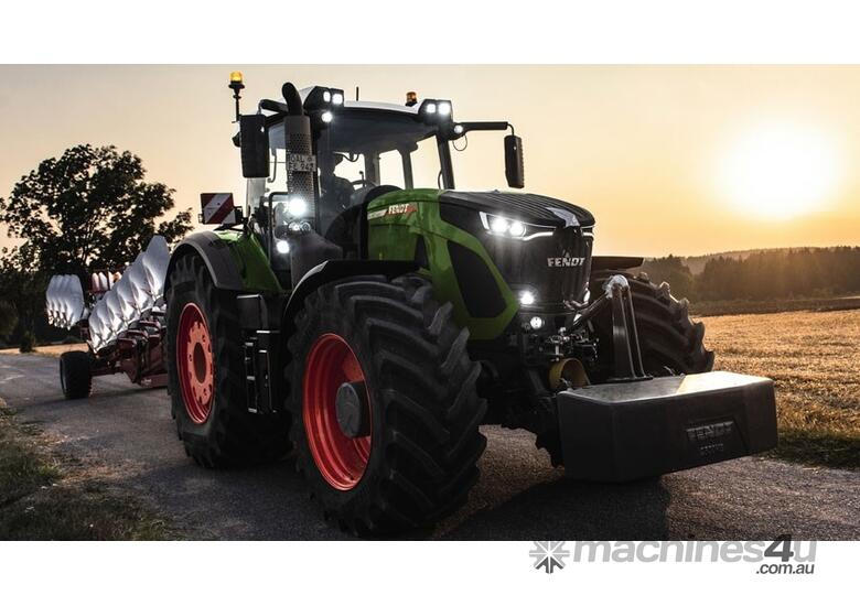 caption Fendt 900 Vario Tractor: From 217kW to 305kW, 296hp to 415 hp - This is More Than Just A Tractor!