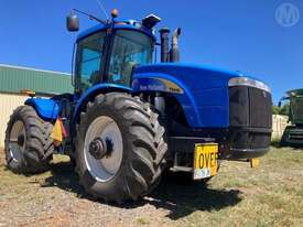 New Holland T9040 HD - picture0' - Click to enlarge