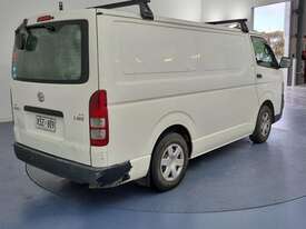 Toyota Hiace - picture2' - Click to enlarge