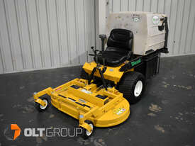 Walker MDDGHS Zero Turn Mower 21hp Diesel Engine with Power Dump New Drive Tyres  - picture0' - Click to enlarge