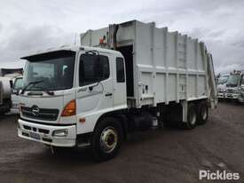 2003 Hino FM1J - picture0' - Click to enlarge