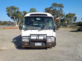 Toyota Coaster - picture0' - Click to enlarge