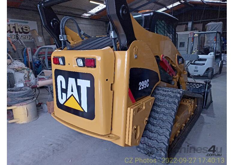 Used 2013 Catapillar 299C Skid Steer Loaders in , Listed on Machines4u