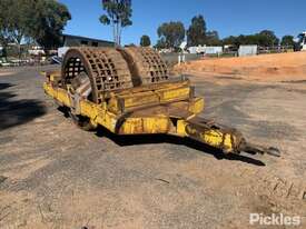 Hyster Grid Roller 1800mmx1600mm Drum, Over All Length 5400mmx2060mm, Bartlett Ball Hitch, Adjustabl - picture0' - Click to enlarge