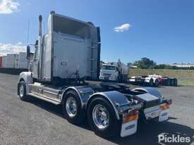 2021 Freightliner Coronado 114 - picture2' - Click to enlarge