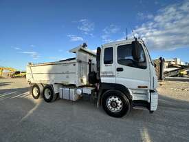 2016 ISUZU GIGA CXY 455 TIPPER TRUCK - picture0' - Click to enlarge