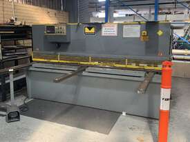 NC Hydraulic Guillotine Shear - picture0' - Click to enlarge