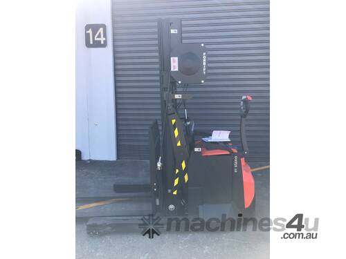 2021 TOYOTA Electric Walkie Stacker SWE120XR Lift Height 4.8m Tilt and Side Shift Functions