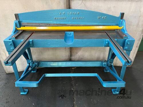 AP Lever 4E Treadle Guillotine 1244mm x 1.2mm, with back gauge