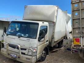 Mitsubishi Fuso - picture2' - Click to enlarge