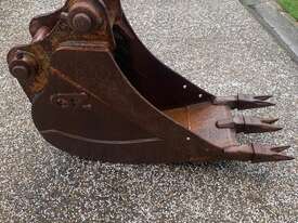 13.5/14T Oz Trenching Bucket - picture0' - Click to enlarge