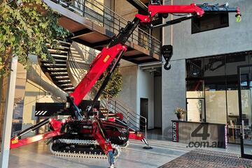 Hoeflon C30e - 9T Spider Crane