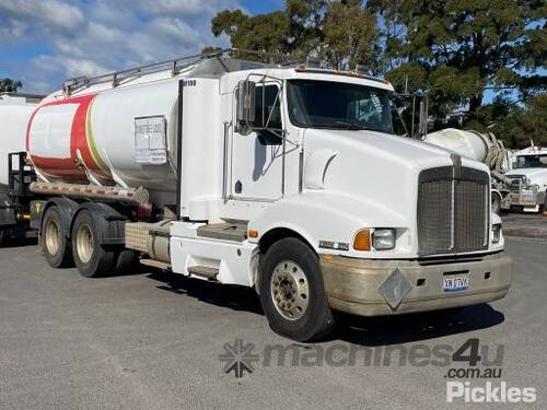 2000 Kenworth T401 Fuel Tanker Day Cab