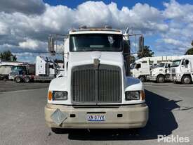 2000 Kenworth T401 Fuel Tanker Day Cab - picture0' - Click to enlarge