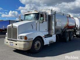 2000 Kenworth T401 Fuel Tanker Day Cab - picture1' - Click to enlarge